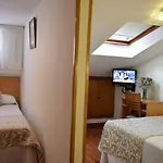 Πανσιόν Anosa Casa Σαντιάγο ντε Κομποστέλα