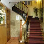 Anosa Casa Πανσιόν 3*