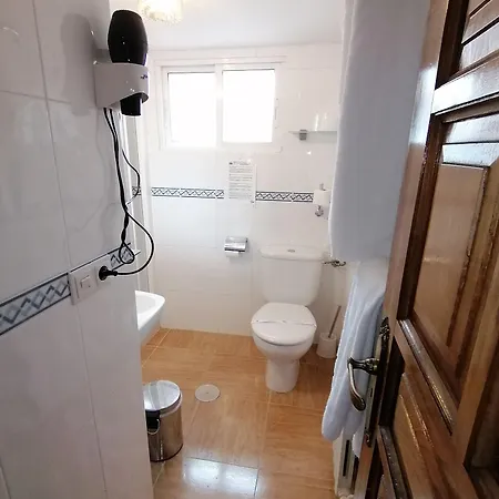 Anosa Casa Πανσιόν