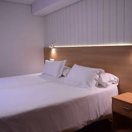 Πανσιόν Anosa Casa 3*