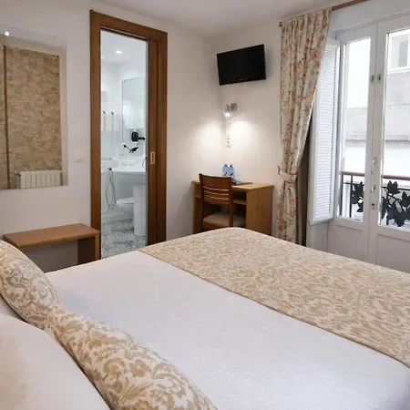 Anosa Casa 3* Santiago de Compostela