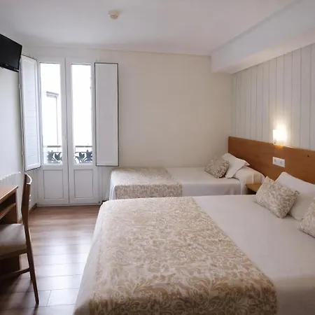 阿诺萨旅馆 招待所 3*