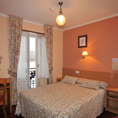 Πανσιόν Anosa Casa