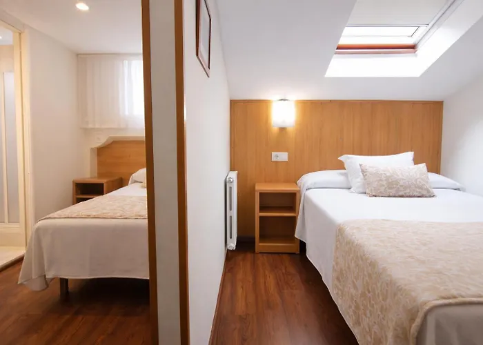 招待所 阿诺萨旅馆 3*